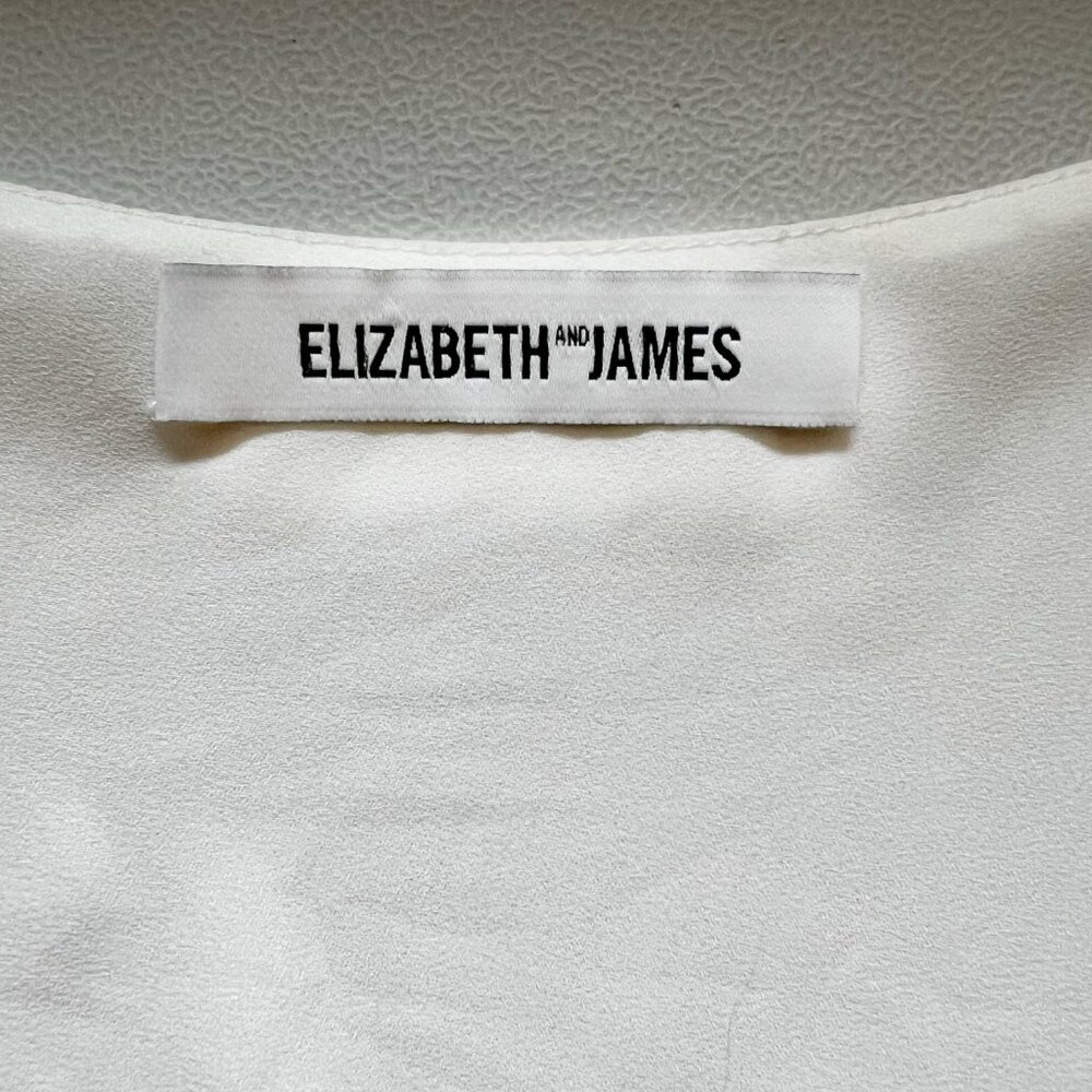 Elizabeth and James Cream White V-Neck Sleeveless Top Hot Girl Elevated FLAW - Picture 9 of 14